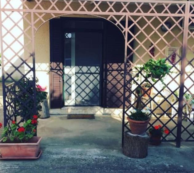 فيلا ليتشيفي M&R House المظهر الخارجي الصورة